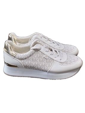 Michael Kors Women's Monique Trainer Lace-Up Sneakers Cream Logo Gold SZ. 10